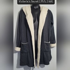 Victoria's Secret Black and Cream Plush Hooded Robe